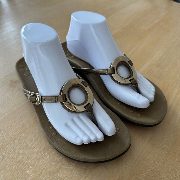 Vionic Shoes - Vionic Women's Karina Brown Bronze Orthaheel Tech Flip Flop Thong Sandals Sz 8